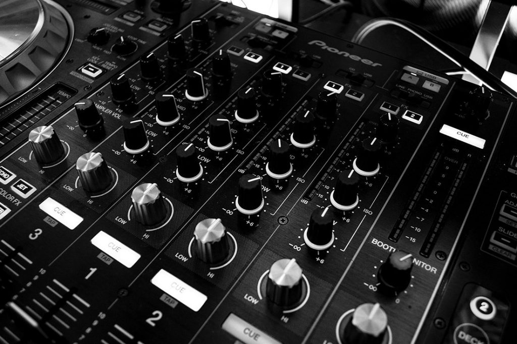 Celso López, Remastrización Influences